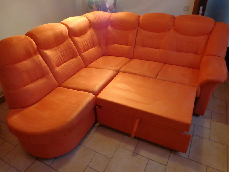 Učinkovito globinsko čiščenje sedežnih garnitur Goriška