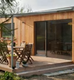 Masivne lesene hise menges