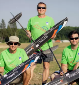 Production of model airplanes of carbon slovenia