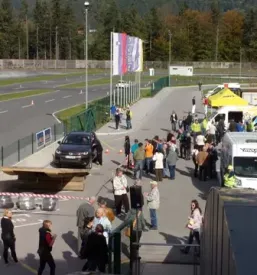 Kvalitetno avto moto društvo Ljubljana