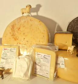 Grsko olje olive in sir ljubljana