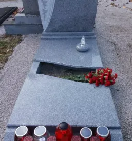 Nagrobniki iz marmorja ljubljana