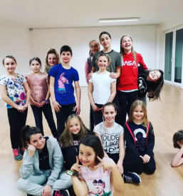 Plesna sola apollo slovenj gradec