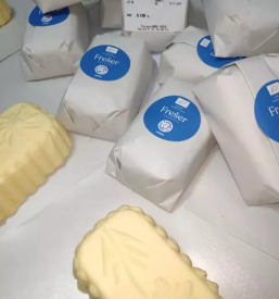 Domace kozje mleko in kozji sir fram