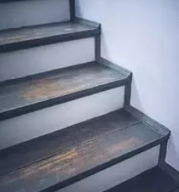 Trgovina in montaza lesenih talnih oblog slovenija