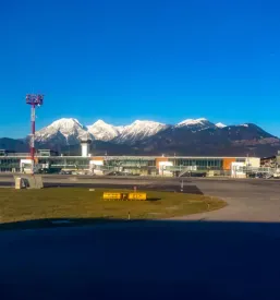 Ugodni prevozi na letalisca stajerska benetke