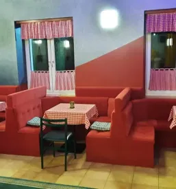 Gostilna in pizzerija rozmarin markovci