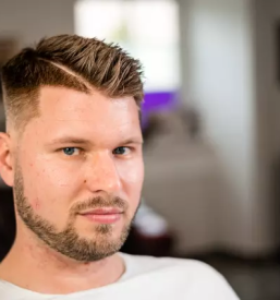 Kozmetični in frizerski salon šentjernej