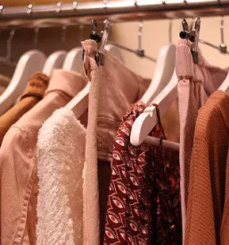 Prodaja modnih oblacil radovljica gorenjska