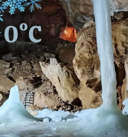 Voden ogled snezne jame na raduhi slovenija