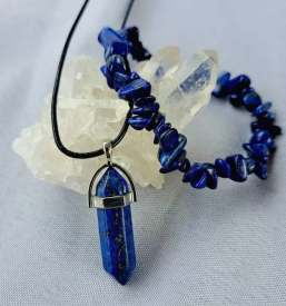 Trgovina in prodaja nakita s kristali in bizuterijo