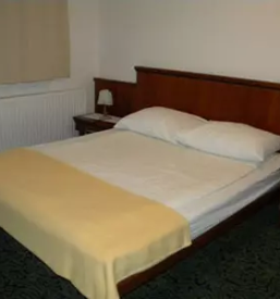 Motel s prenocisci skocjan