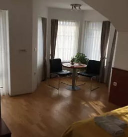 Motel s prenocisci skocjan