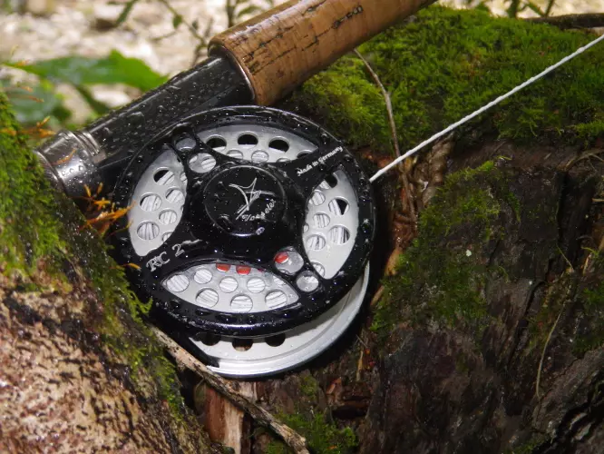 Prodaja vab za ribolov in organizacija ribolova Jesenice