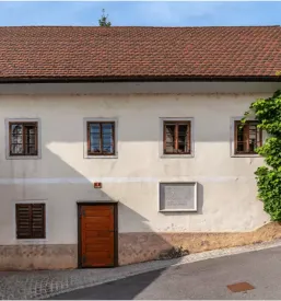 Spominska Cankarjeva hiša Vrhnika