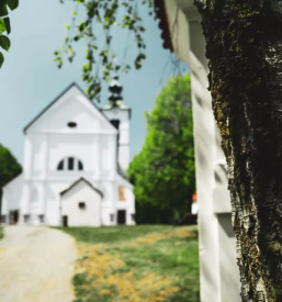 Vodeni ogledi Cankarjeve hiše Vrhnika