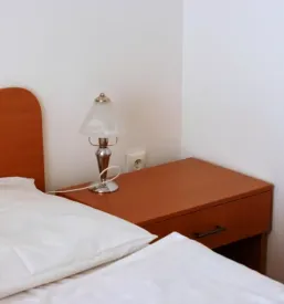 Gostilna s prenočišči mala nedelja