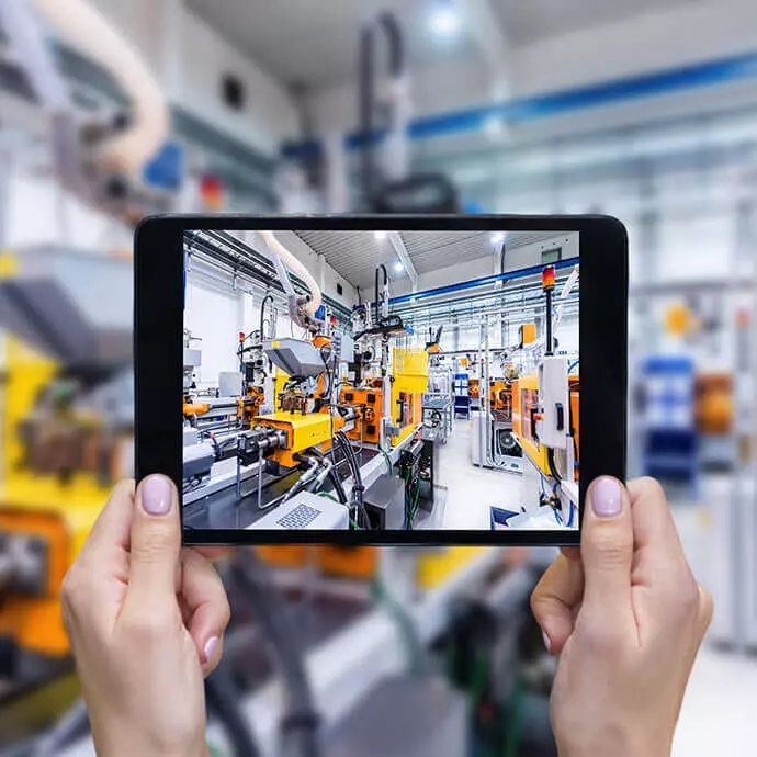 Assembly of tools for the auto industry