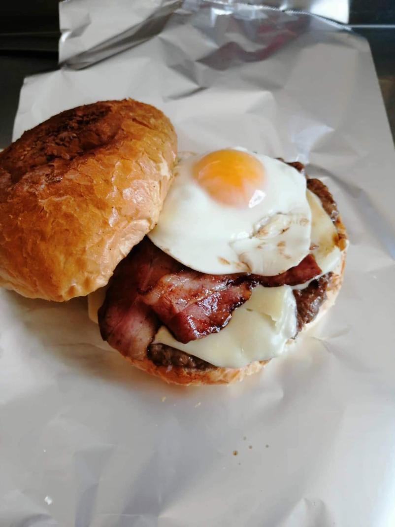 Dober hamburger Podravska