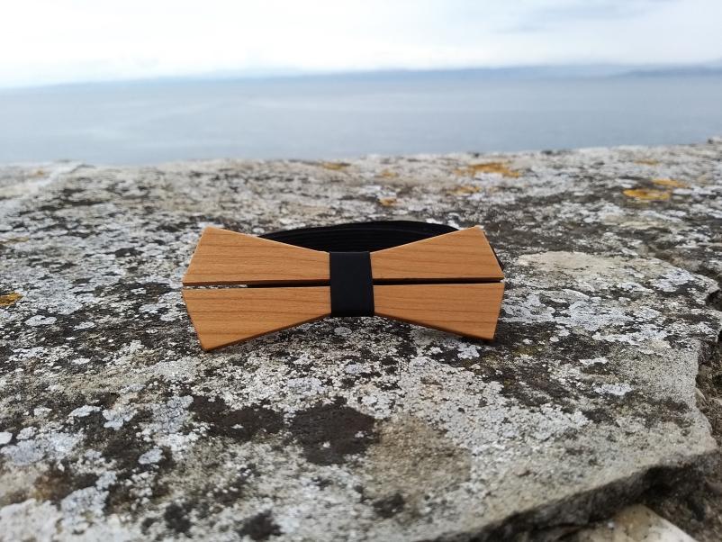 Izdelava in prodaja lesenih metuljčkov