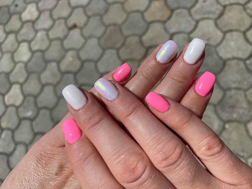 Gelish nohti Dolenjska