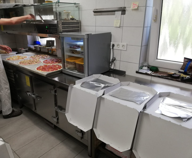 Hitra hrana Jesenice