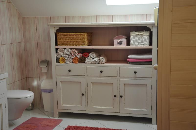 Kvalitetno pohištvo po naročilu Radomlje