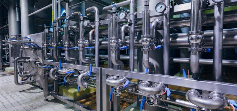 Montaže in varjenje v industriji