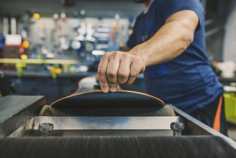 Servis smuči Komenda