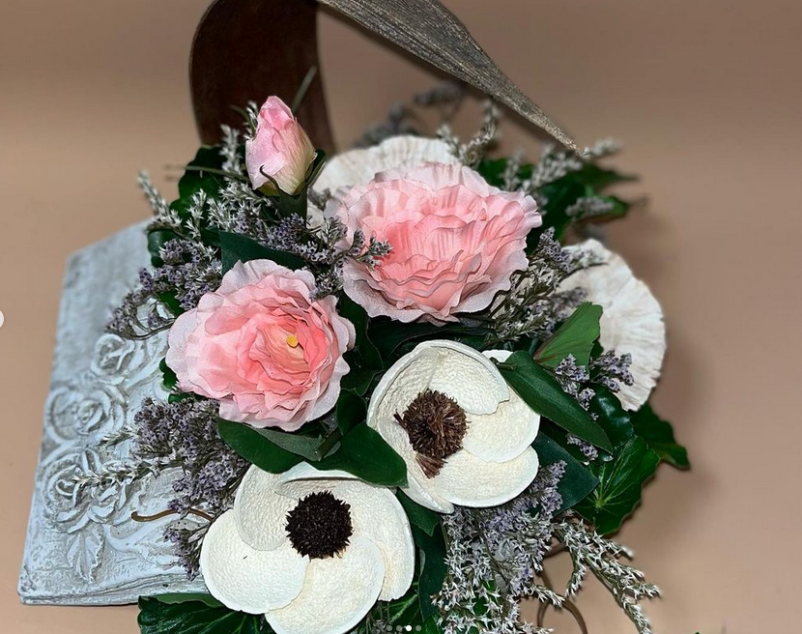 Žalni aranžmaji Izola, Obala