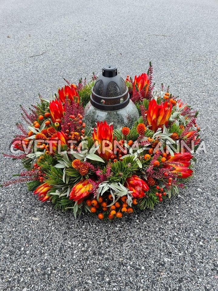 Zakaj za oblikovanje žalnih aranžmajev in dostavo po Ljubljani z okolico izbrati nas?