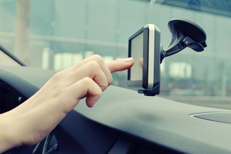 Menjava stekla na avtu Murska Sobota