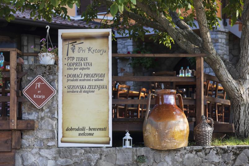 Kmečki turizem in osmica na Krasu