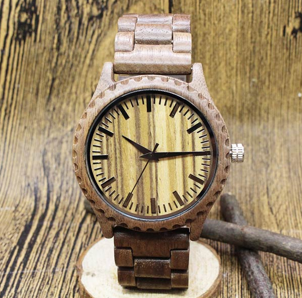 Izberite kakovosten leseni nakit za vsak dan