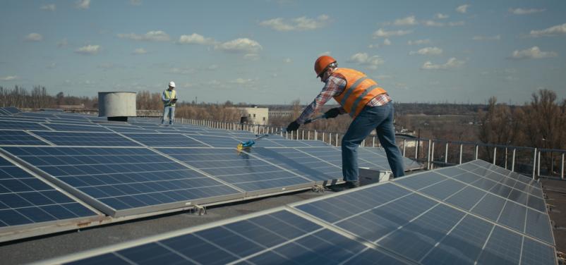 Čiščenje sončnih elektrarn Slovenija
