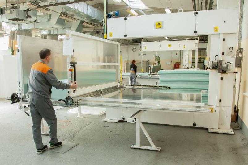 Ugodna mehka poliuretanska pena v Sloveniji