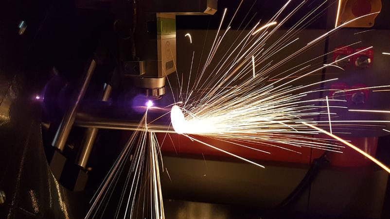 Zakaj je dobro izbrati nas za kvaliteten laserski razrez pločevine in cevi na Gorenjskem?