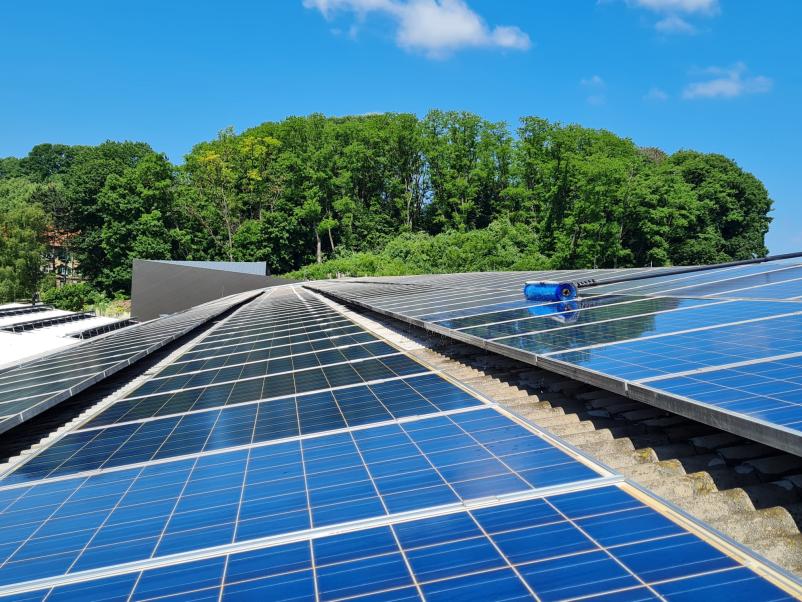 Velike sončne elektrarne Slovenija