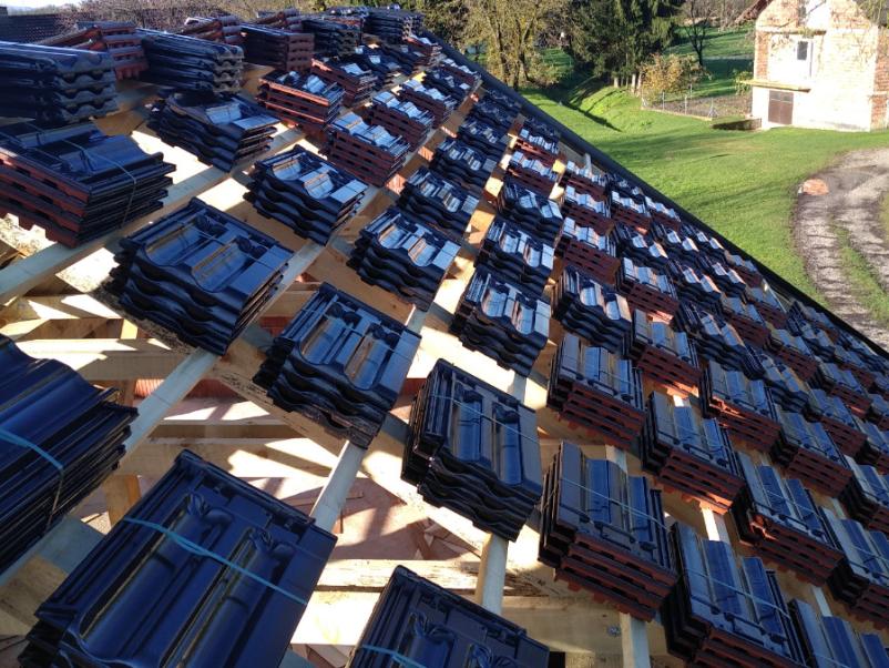 Za obnovo in menjavo strehe v okolici Dolenjske poskrbimo mi!