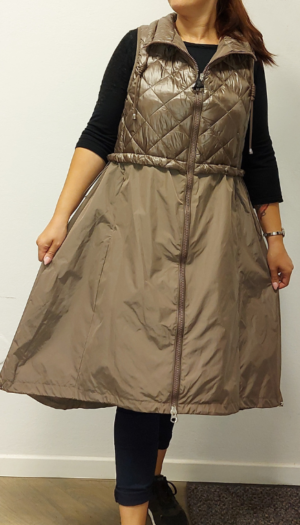 Trgovina z ženskimi oblačili in modnimi dodatki Ljubljana