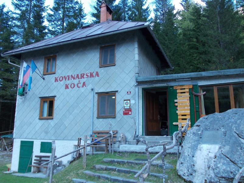 Obiščite planinsko kočo v Krmi