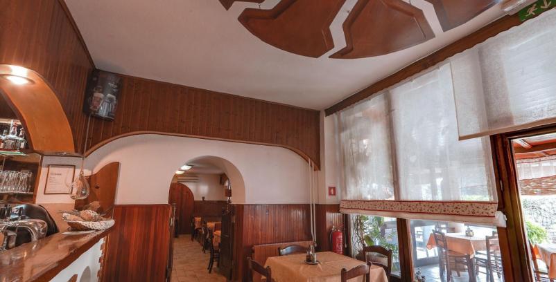 Dobre pice najdete pri nas v Desklah!