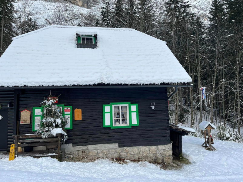 Planinska koča Kranjska Gora