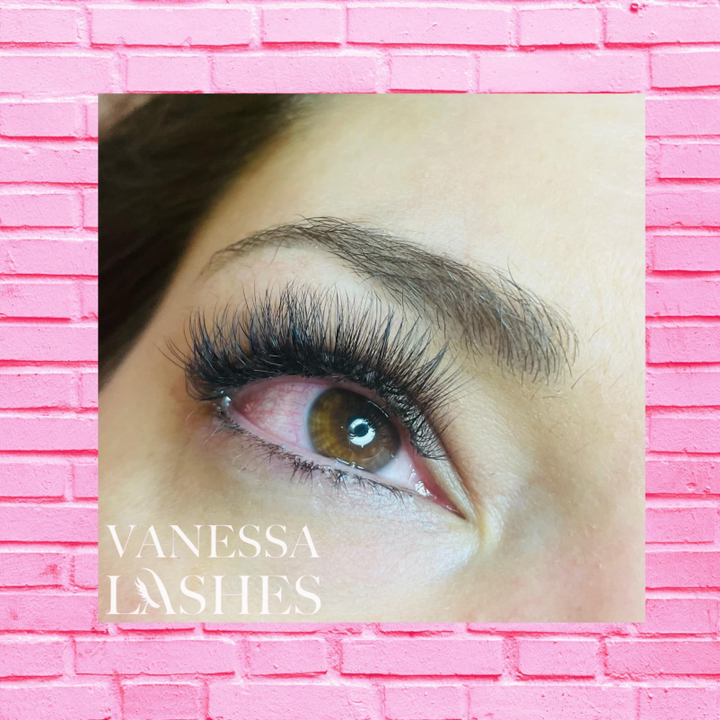 Podaljševanje trepalnic Slovenska Bistrica