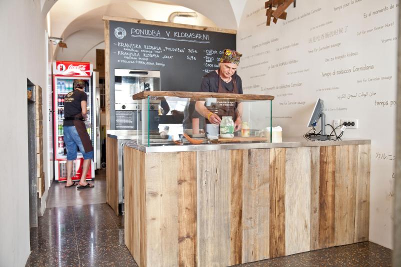 Tradicionalna slovenska hrana Ljubljana center