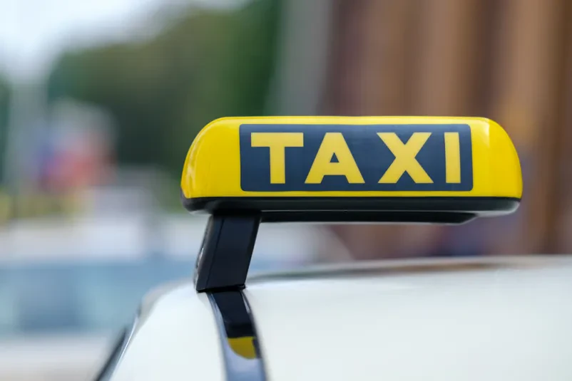 Ugoden taxi Obala