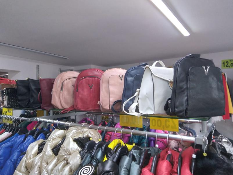 Trgovina z modnimi dodatki Litija