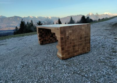 Massive Tische, Slowenien, EU