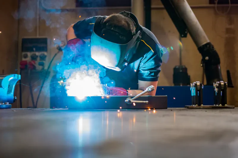 Metallschweißen Pomursko