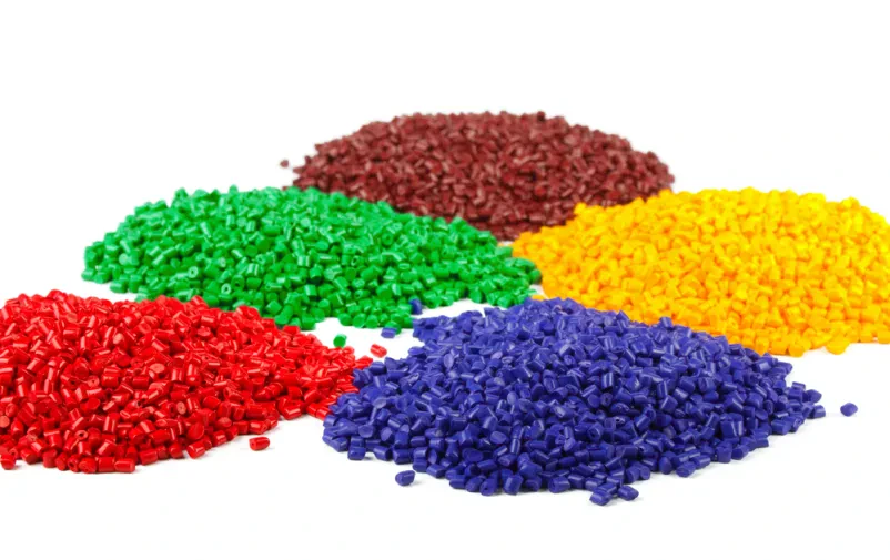 Brizganje plastike Slovenija